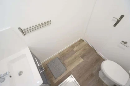 Chambre privée à 89 Rue d'Isly, 59000 Lille, France, image 6 de 12