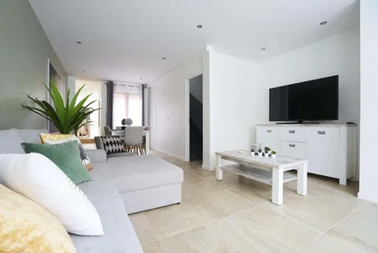 Chambre privée à 89 Rue d'Isly, 59000 Lille, France, image 10 de 12