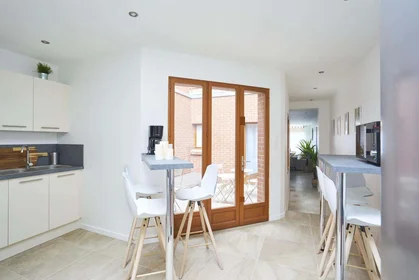 Chambre privée à 89 Rue d'Isly, 59000 Lille, France, image 20 de 24