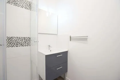 Chambre privée à 89 Rue d'Isly, 59000 Lille, France, image 6 de 24