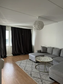 Alojamiento con 3 habitaciones en Goteborg