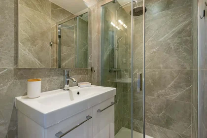 Prywatny pokój 422 Av. Jean-Paul Coste, 13100 Aix-en-Provence, France, obraz 3 11