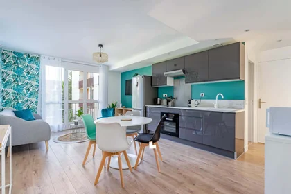 Prywatny pokój 422 Av. Jean-Paul Coste, 13100 Aix-en-Provence, France, obraz 8 11