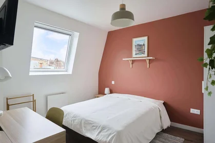 私人房间 在 25 Rue Traversière, 59800 Lille, France, 10的图像1