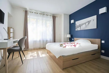 Chambre privée à Lille, France, image 1 de 10