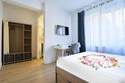 Chambre privée à Lille, France, image 2 de 18