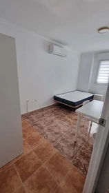 Renting rooms by the month in Cartagena