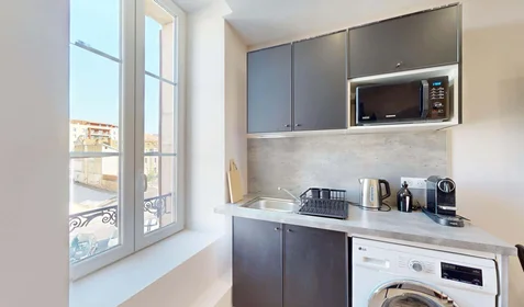 Özel oda konumu 25 Rue General Fauconnet, 21000 Dijon, France, 10 10 görüntüsü