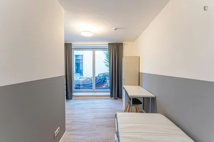 Quarto privado em Leibnizstr., imagem 2 de 12