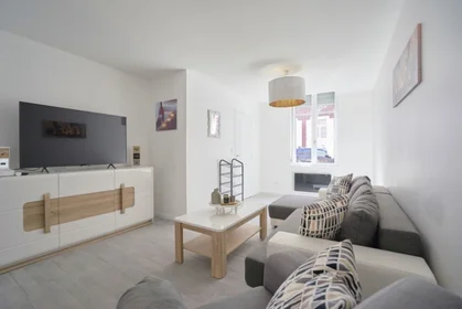 Özel oda konumu 60 Rue Pasteur, 1 10 görüntüsü