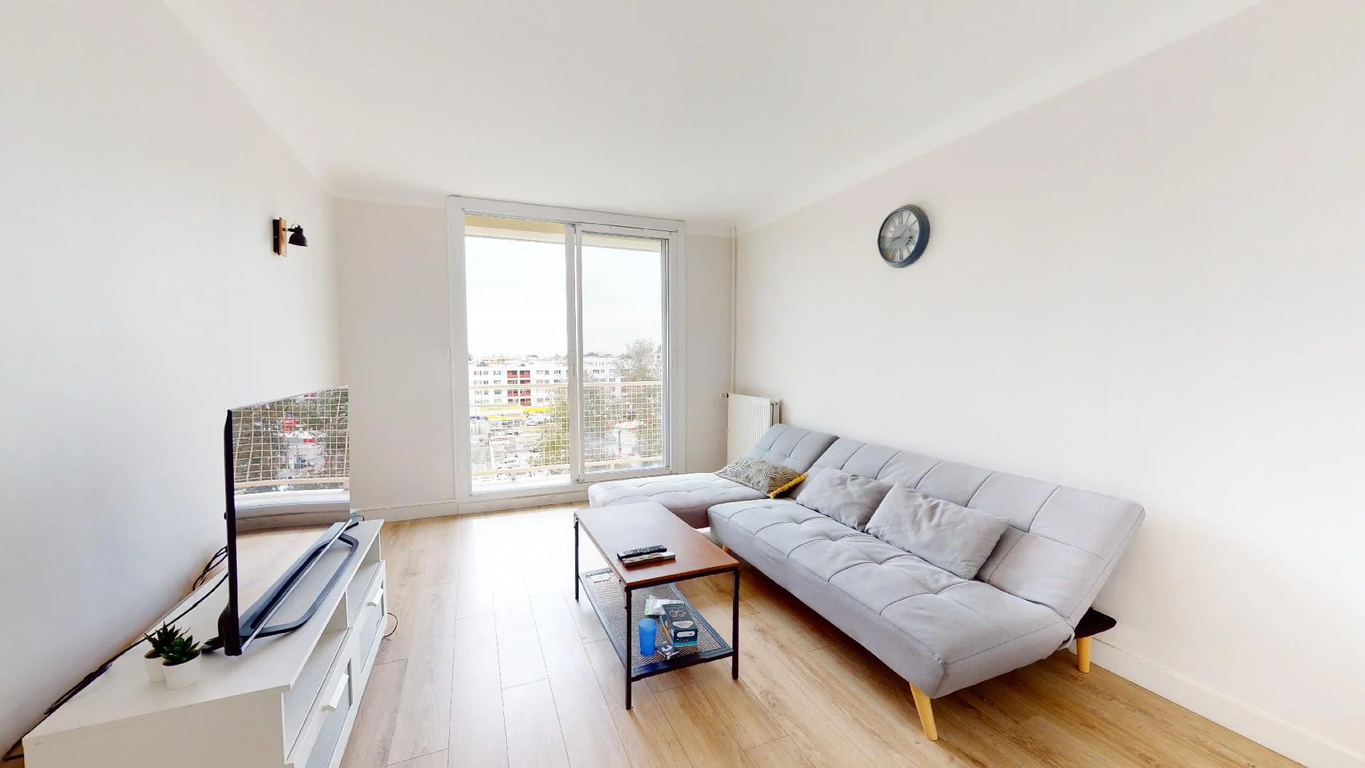 Quarto de estudante económico com localização conveniente em 