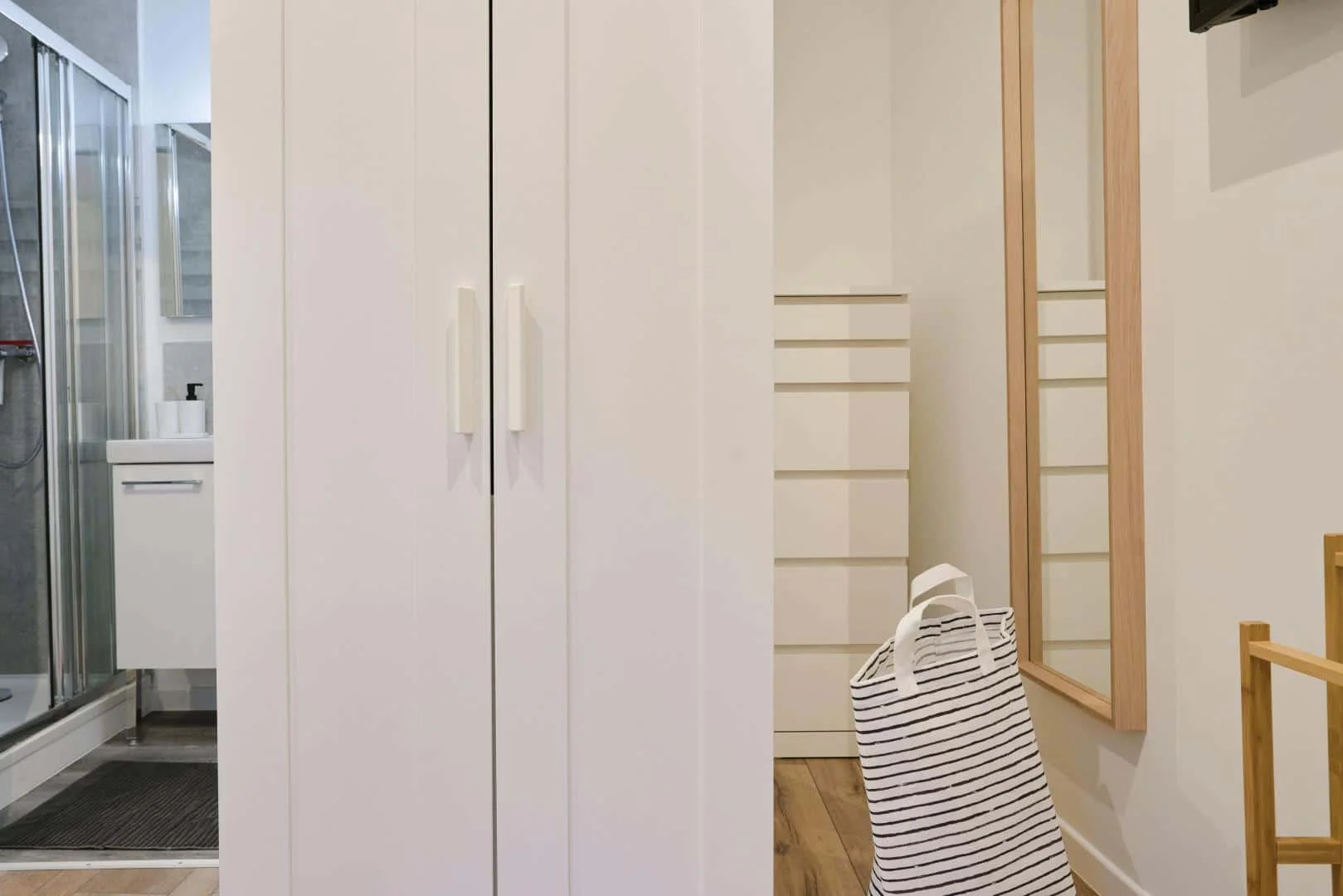 Chambre d'étudiant confortable et spacieuse dans