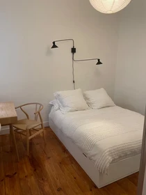 Quarto para alugar ao mês em Lisboa