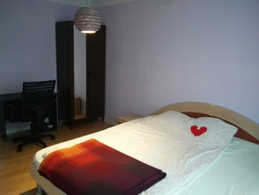 Quarto privado em Ludwigstraße, Sternschanze, imagem 3 de 10