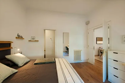Özel oda konumu C/ de Balmes, 08006 Barcelona, Spain, 2 38 görüntüsü