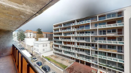 Prywatny pokój 3 Avenue de Bergougnan, obraz 12 18