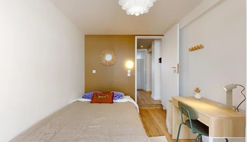 Prywatny pokój 3 Avenue de Bergougnan, obraz 14 18