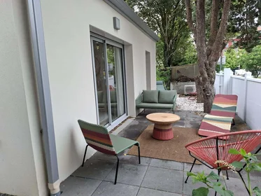 Habitación privada en 48 Rue Henri de Sahuque, 31400 Toulouse, France, imagen 15 de 28