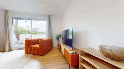 Habitación privada en 48 Rue Henri de Sahuque, 31400 Toulouse, France, imagen 19 de 28