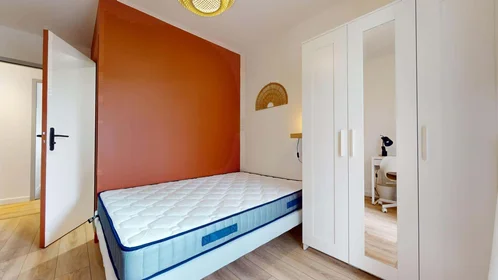 Özel oda konumu 48 Rue Henri de Sahuque, 31400 Toulouse, France, 5 29 görüntüsü