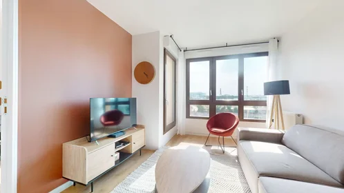 Habitación privada en Rue Denfert Rochereau, Saint-Denis, imagen 4 de 10