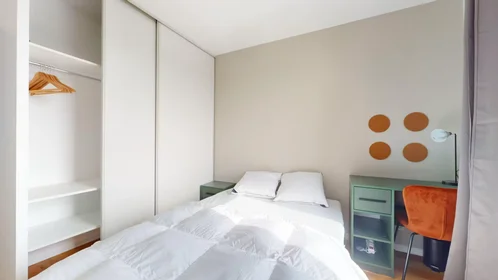 Habitación privada en Rue Denfert Rochereau, Saint-Denis, imagen 8 de 10