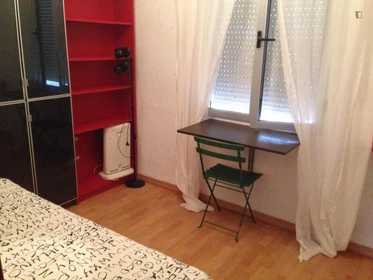 Room for rent in a shared flat in Sevilla