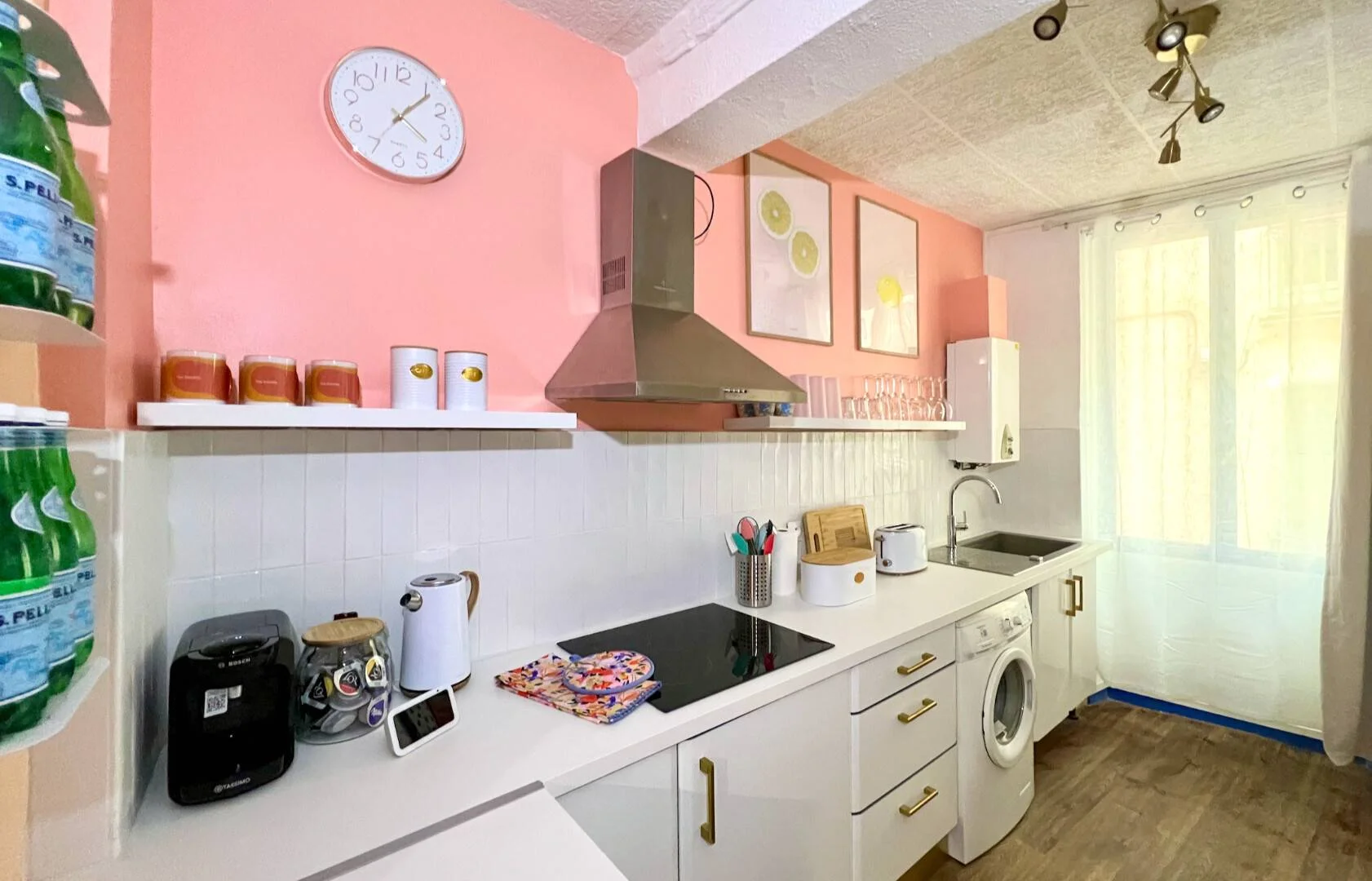 Habitación estudiantil económica con ubicación conveniente en 