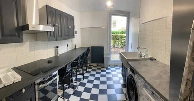 Quarto para alugar num apartamento partilhado em Évry