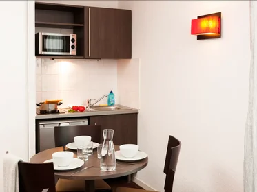 Chambre privée à Poitiers, 86000, image 1 de 7