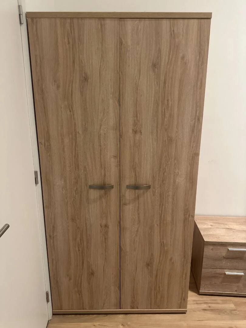 'de modern olanaklara sahip öğrenci dostu oda