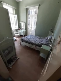 Zimmer mit Doppelbett zu vermieten Patras