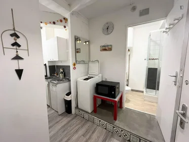 Privatzimmer in der Cours Charlemagne, bild 16 von 19
