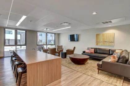 Apartamento inteiro em residência em 1055 E Tropicana Ave, Las Vegas, NV 89119, USA, imagem 23 de 42