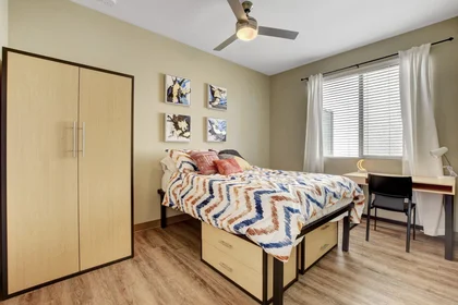 Apartamento inteiro em residência em 1055 E Tropicana Ave, Las Vegas, NV 89119, USA, imagem 38 de 42