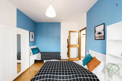 Habitación privada en VIA MOZART, imagen 1 de 10