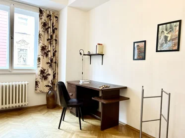 Logement entier à Vrázova 513/9, image 5 de 14