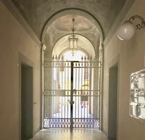 Appartamento intero in Via San Vitale 74, immagine 4 di 10