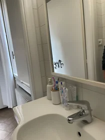 Appartamento intero in Via San Vitale 74, immagine 8 di 10