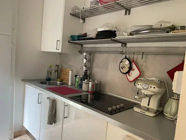Appartamento intero in Via San Vitale 74, immagine 9 di 10