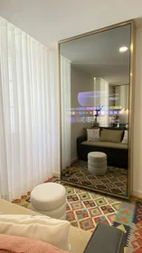 Entire apartment at Rua de Santa Catarina, image 12 of 19