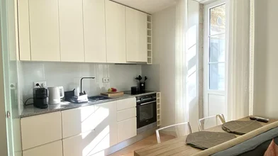 Entire apartment at Rua de Santa Catarina, image 14 of 19