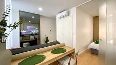 Entire apartment at Rua de Santa Catarina, image 7 of 19