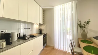 Entire apartment at Rua de Santa Catarina, image 8 of 19