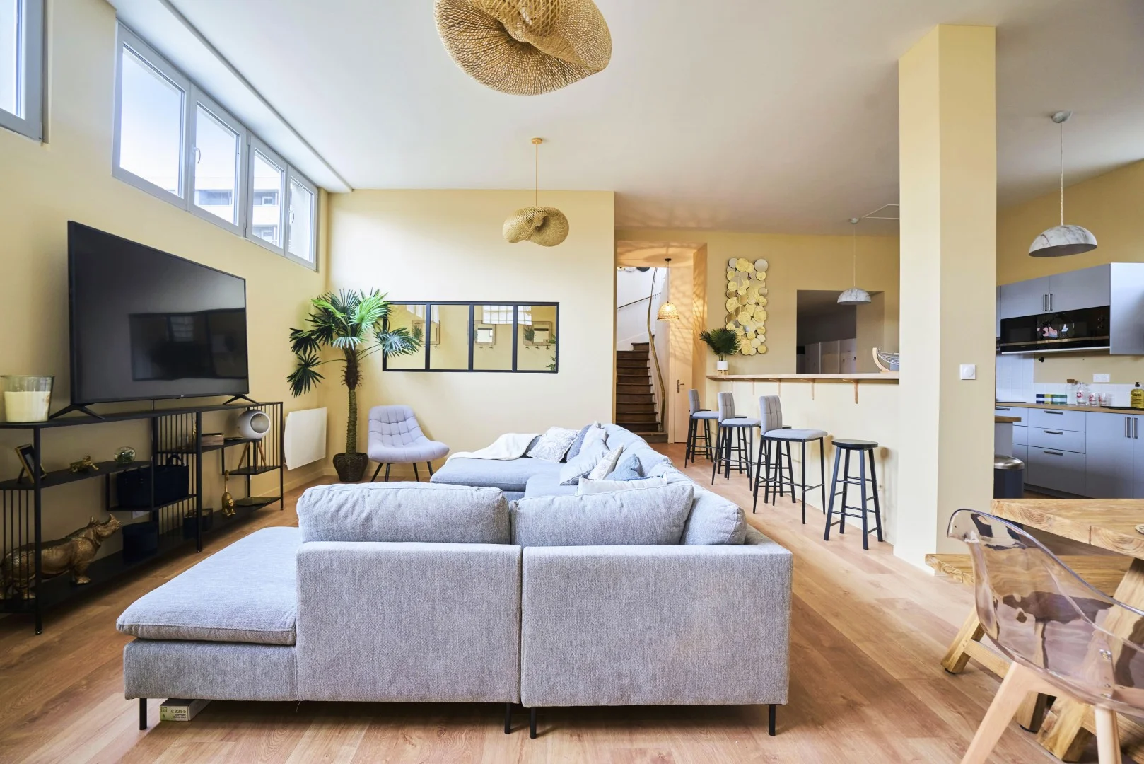 Zimmer in Studentenwohnung in  zu vermieten, voll möbliert