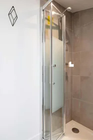 Quarto privado em 12 Rue Frantz Despagnet, 33000 Bordeaux, France, imagem 6 de 19
