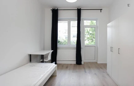 Bright private room in Berlin