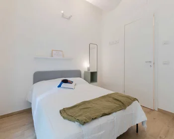 Özel oda konumu Via La Loggia, 3 12 görüntüsü