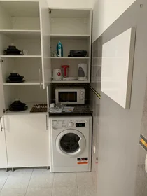Private room at Rua Cidade da Horta, image 6 of 12