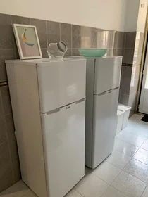 Private room at Rua Cidade da Horta, image 9 of 12